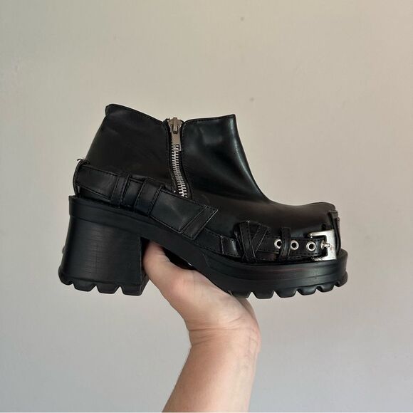 Demonia Black Vintage Y2k Goth Vegan Leather Platform Pirate Lugged Ankle Boots - Picture 3 of 10